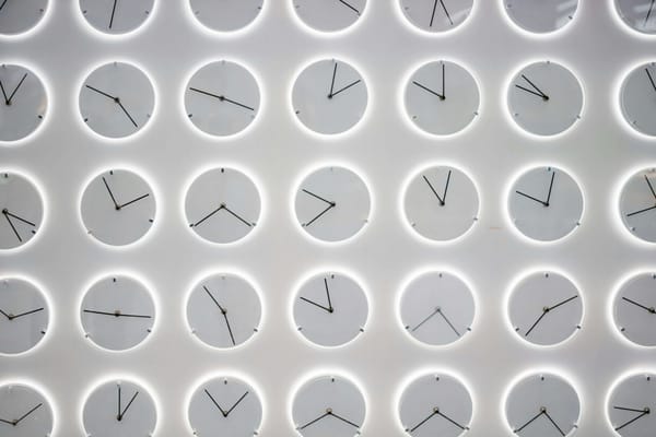 Quanto sua clínica perde quando responde pacientes de implante depois de 15 minutos